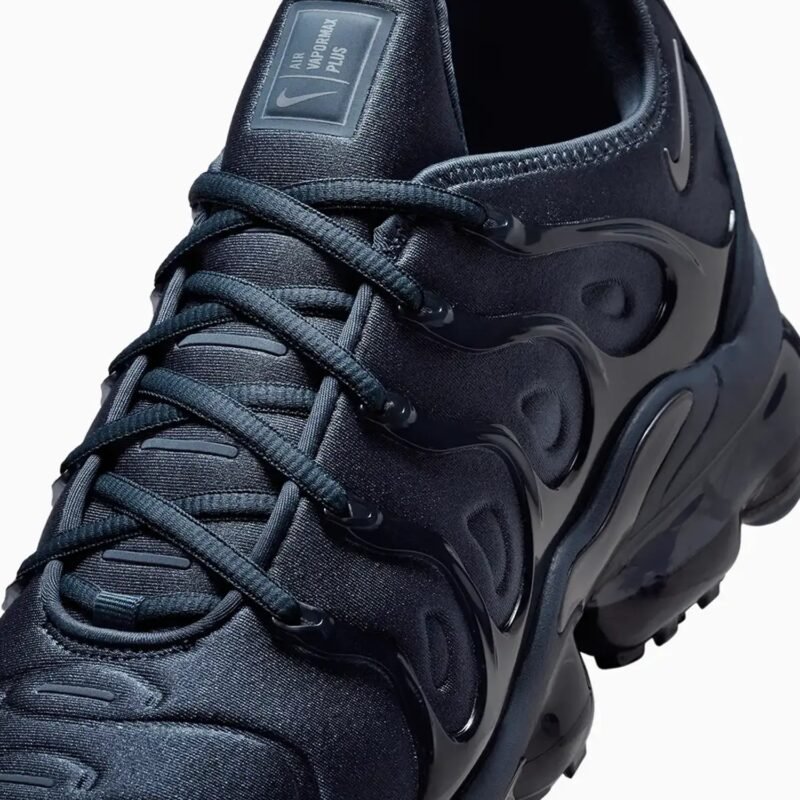 Men's Air Vapormax Plus "Thunder Blue" - Image 7