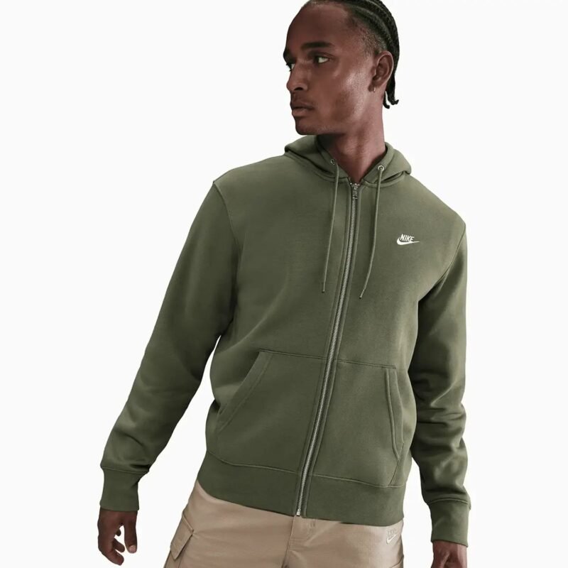 Nike Men's Sportswear Club Fleece Outfit - Image 4