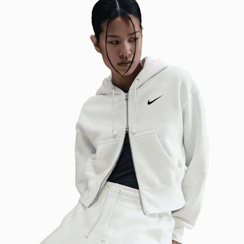 Women's Sportswear Phoenix Fleece Outfit - Image 3
